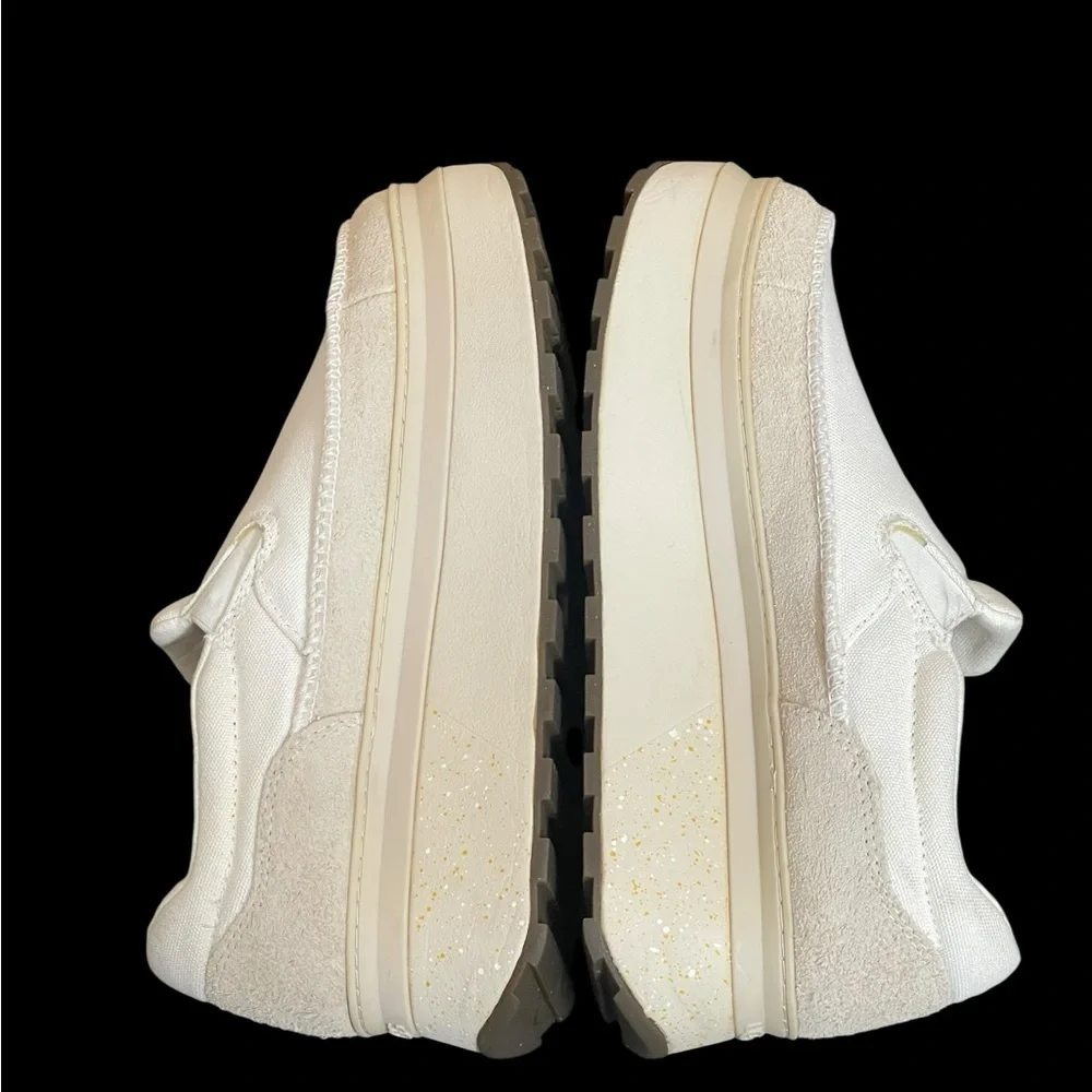 Ugg Marin Slip On Platform  Cream Canvas Shoes size‎ 9.5